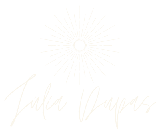 Júlia Dupas — Psicóloga Clínica